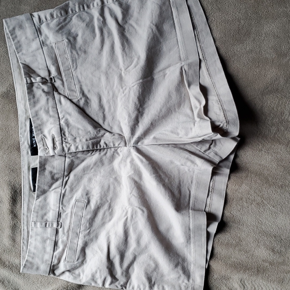 Nine west size 14 women's tan shorts